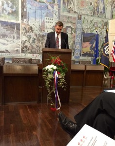 William Moeller, American General Consul in Bavaria speaks at official anniversary ceremonies