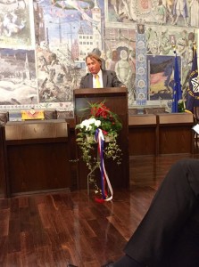 Prof. Thomas Hünig, first ATAD exchange student from Würzburg speaks at official anniversary ceremonies.